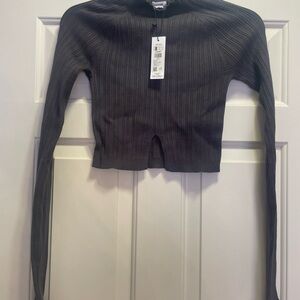 Black Cropped Long Sleeve Ribbed Blouse